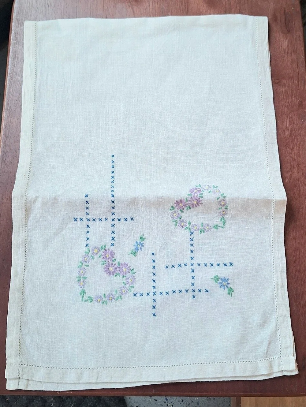 Vintage Embroidered Hearts & Flowers Linen Table Runner, 11.5